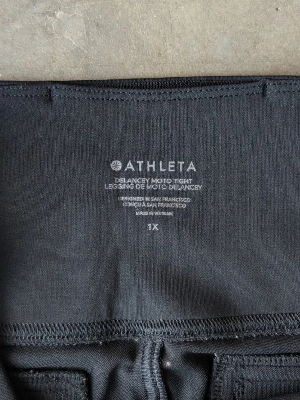 Athleta Delancy Moto Tight in Black High Rise Ankle Zippers size 1X